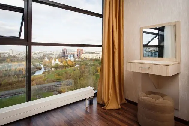 Comfort Apart Daire, 1 En Büyük (King) Boy Yatak ve Çekyat, Mutfak, Park Manzaralı