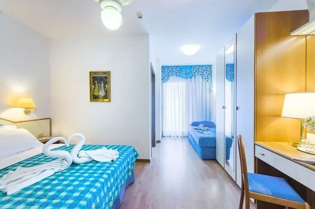 Standard Üç Kişilik Oda