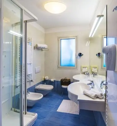 Superior Tek Büyük veya İki Ayrı Yataklı Oda, Bahçe Manzaralı