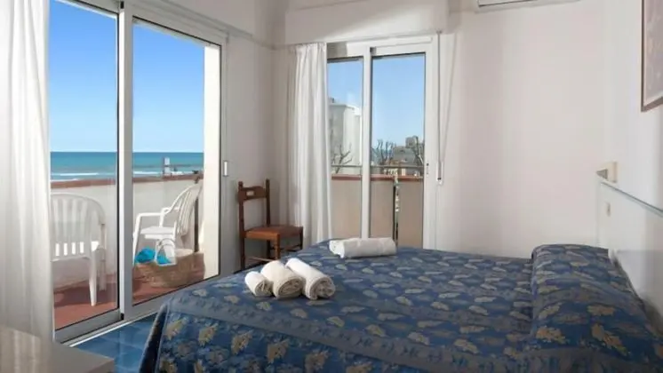 Superior Tek Büyük Yataklı Oda, Deniz Manzaralı