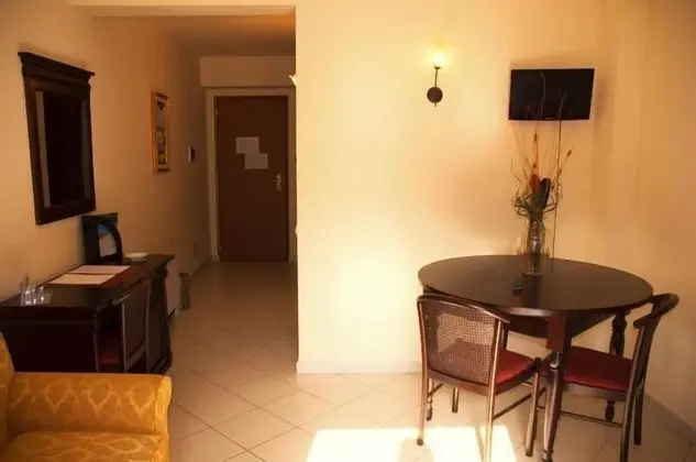 Standard Üç Kişilik Oda