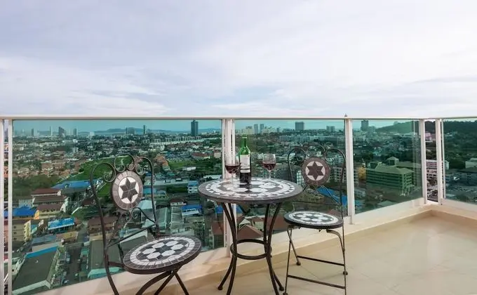 City Garden Tower 2317 -Sea View | City View | Mountain View | Swimming Pool