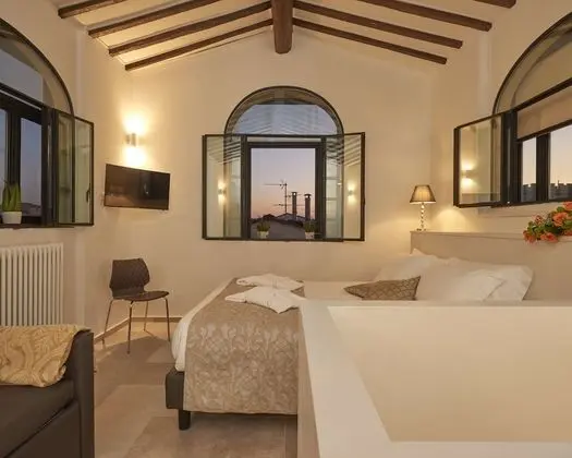 Apart Daire, Birden Çok Yatak, Şehir Manzaralı (Giotto)