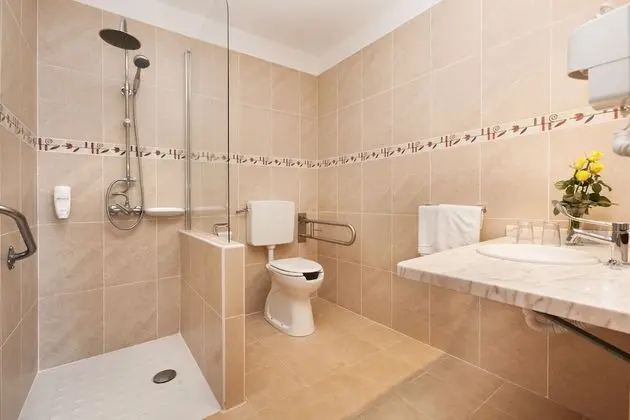 Apart Daire, Dağ Manzaralı (2 adults and 2 children)