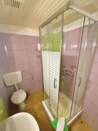 Classic Tek Büyük Yataklı Oda, Havuz Manzaralı, Bahçeli