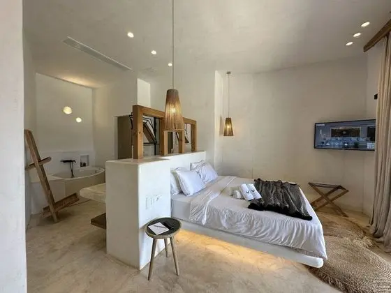 Premium Suite with Private Heated Pool Indoor Hot Tub and Sea View