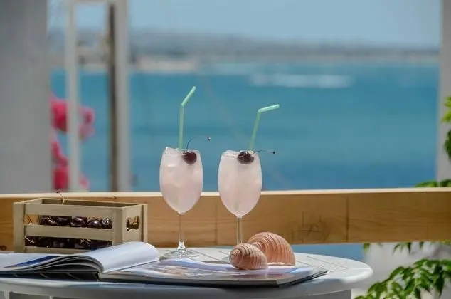 Deluxe İki Ayrı Yataklı Oda, Deniz Manzaralı (First floor)