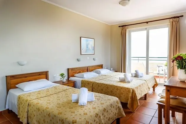 Stüdyo, Deniz Manzaralı (3 Guests)