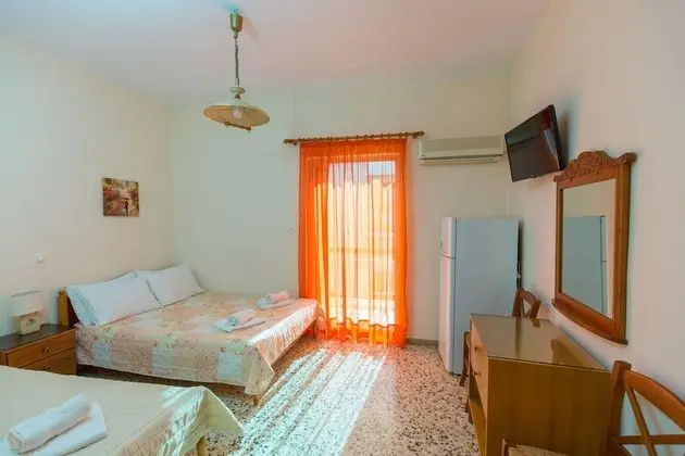 Üç Kişilik Oda, Bahçe Manzaralı