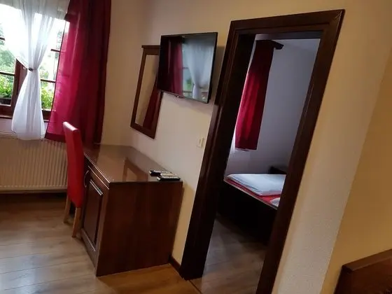 Deluxe Üç Kişilik Oda, Buzdolabı, Bahçe Manzaralı