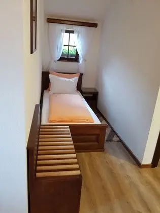 Deluxe Üç Kişilik Oda, Buzdolabı, Bahçe Manzaralı