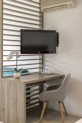 Comfort Oda, Balkon, Kısmi Deniz Manzaralı