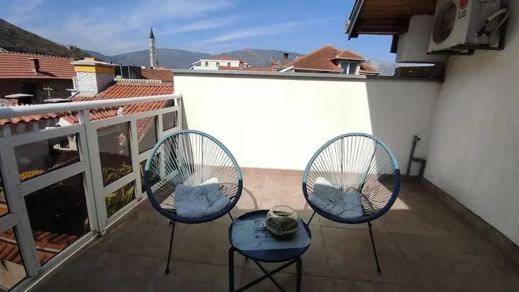 Standard Tek Büyük veya İki Ayrı Yataklı Oda, 1 Yatak Odası, Teras, Şehir Manzaralı