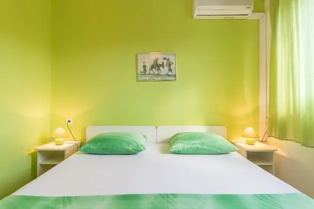 Standard Tek Büyük veya İki Ayrı Yataklı Oda, 1 Çift Kişilik veya 2 Tek Kişilik Yatak