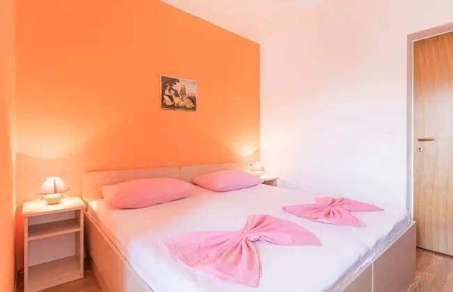 Standard Tek Büyük veya İki Ayrı Yataklı Oda, 1 Çift Kişilik veya 2 Tek Kişilik Yatak