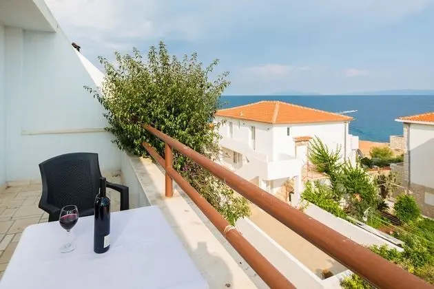 Tek Büyük Yataklı Oda, Balkon, Deniz Manzaralı