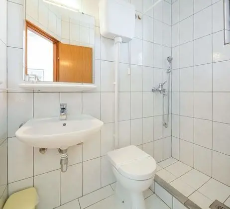 Tek Büyük Yataklı Oda, Balkon, Deniz Manzaralı