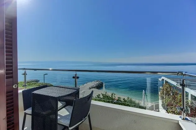 Comfort Tek Büyük Yataklı Oda, Balkon, Deniz Manzaralı