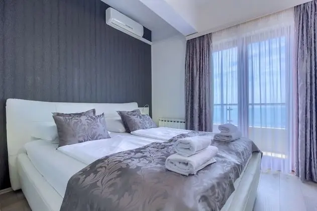 Tek Büyük Yataklı Oda, Balkon, Deniz Manzaralı