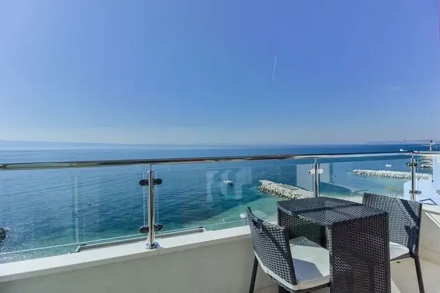 Tek Büyük Yataklı Oda, Balkon, Deniz Manzaralı