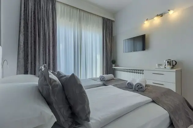 Üç Kişilik Oda, Balkon, Deniz Manzaralı