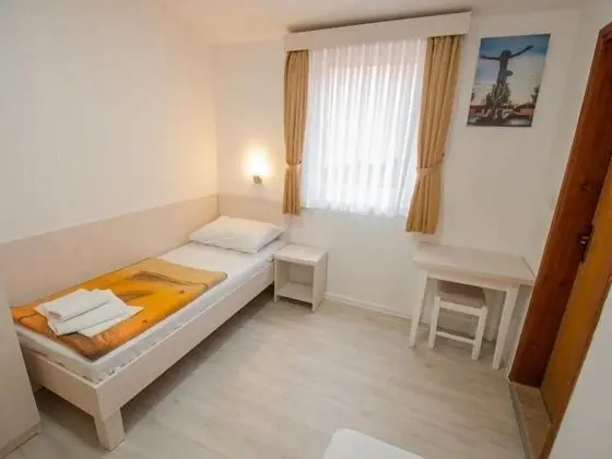 Tek Kişilik Oda