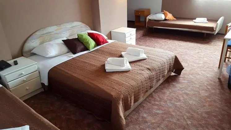 Standard Dört Kişilik Oda