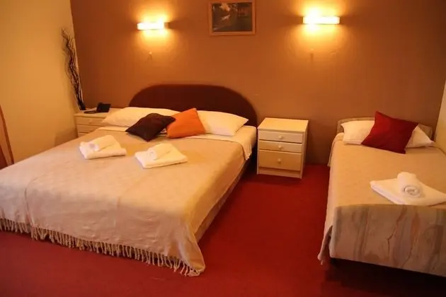 Standard Üç Kişilik Oda