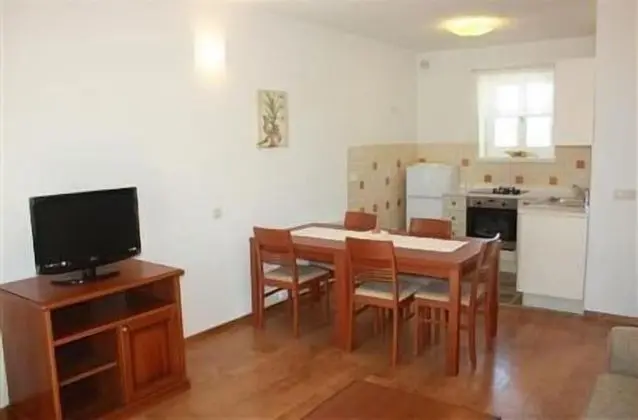 Three Bedroom Apartment for 6 people