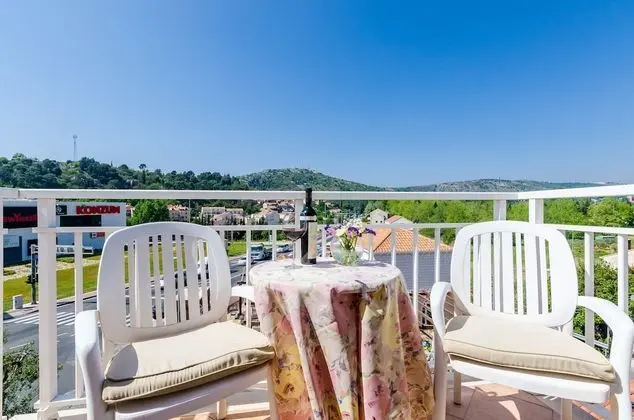 Tek Büyük veya İki Ayrı Yataklı Oda, Özel Banyo, Şehir Manzaralı