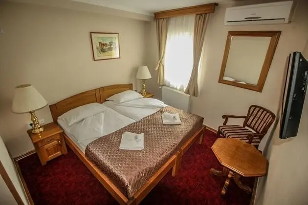 Deluxe Tek Büyük Yataklı Oda, Dağ Manzaralı