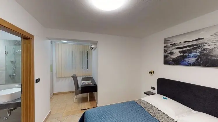 Tek Büyük Yataklı Oda