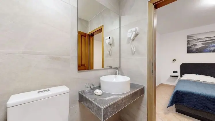 Tek Büyük Yataklı Oda