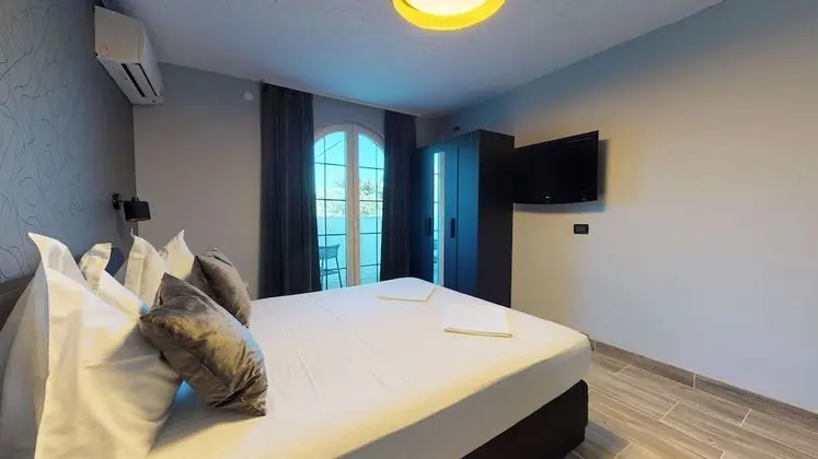 Tek Büyük Yataklı Oda, Deniz Manzaralı