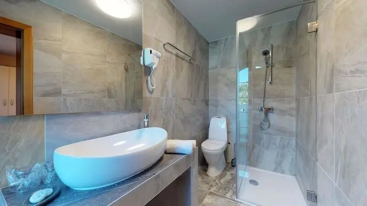 Tek Büyük Yataklı Oda, Deniz Manzaralı