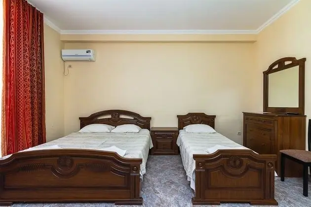 Standard Üç Kişilik Oda