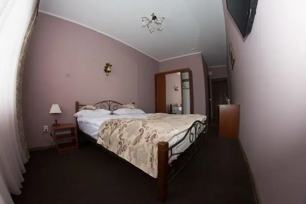 Standard Tek Büyük Yataklı Oda