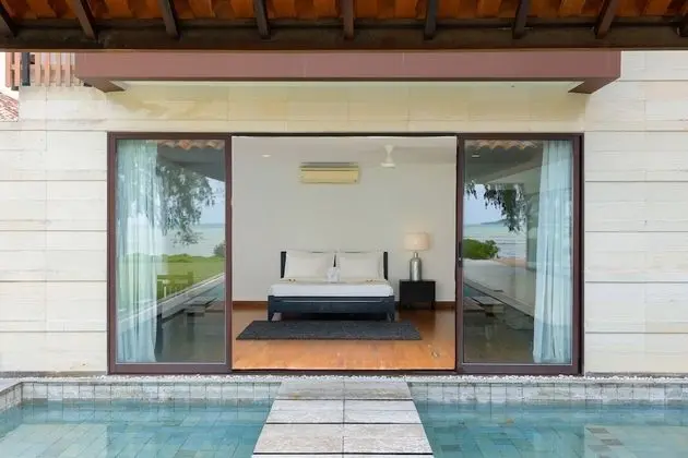 Villa, 4 Yatak Odası, Kişiye Özel Havuzlu, Plaj Manzaralı