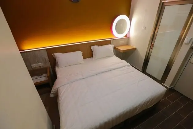 Deluxe Oda, 1 En Büyük (King) Boy Yatak