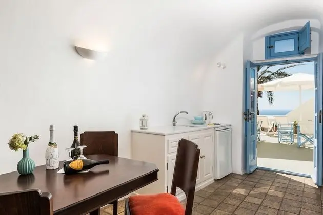 Junior Süit (Caldera View)