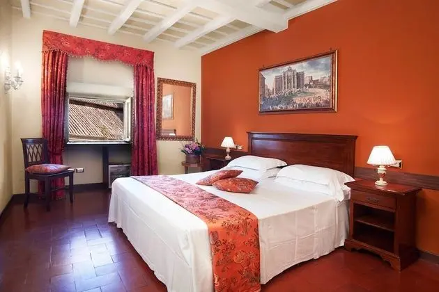 Standard Tek Büyük veya İki Ayrı Yataklı Oda