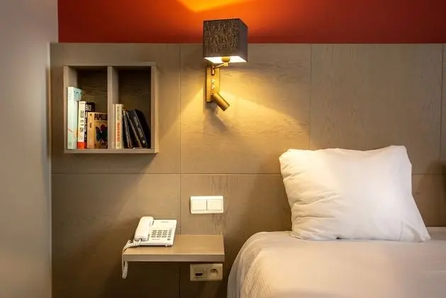 Comfort Tek Büyük Yataklı Oda