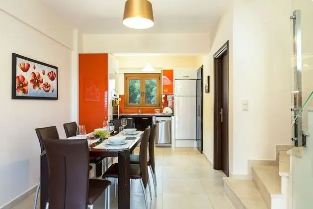 Three-Bedroom Villa - Split Level