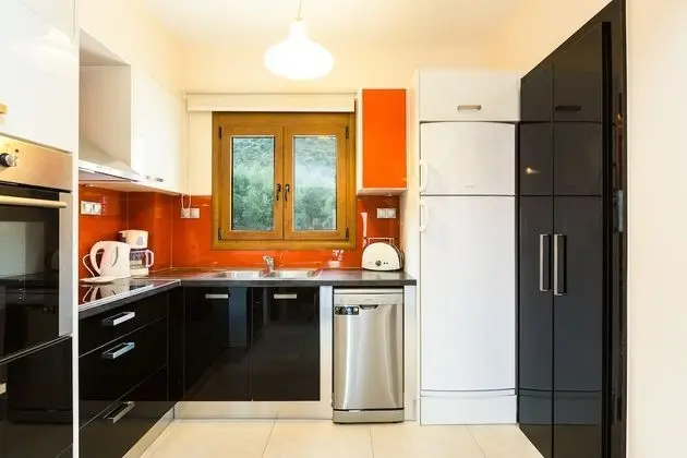 Three-Bedroom Villa - Split Level