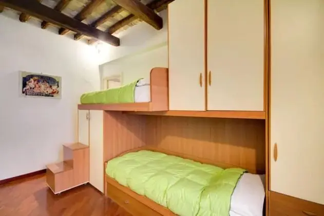 Apart Daire, 2 Yatak Odası, Şömine