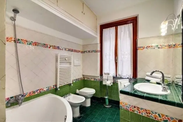 Apart Daire, 2 Yatak Odası, Şömine