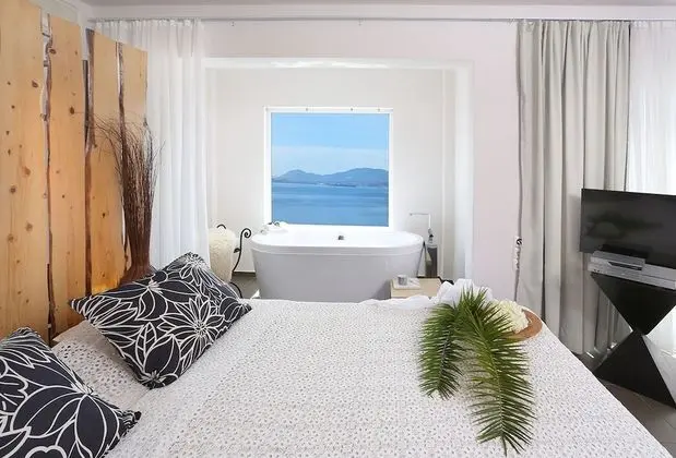 Superior Üç Kişilik Oda, Deniz Manzaralı