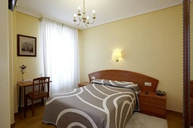 Economy Tek Büyük Yataklı Oda