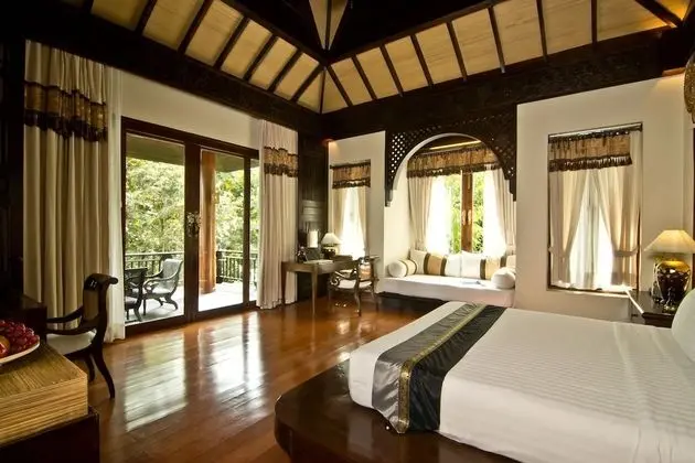 Jacuzzi Villa