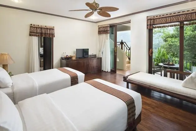 Jacuzzi Villa